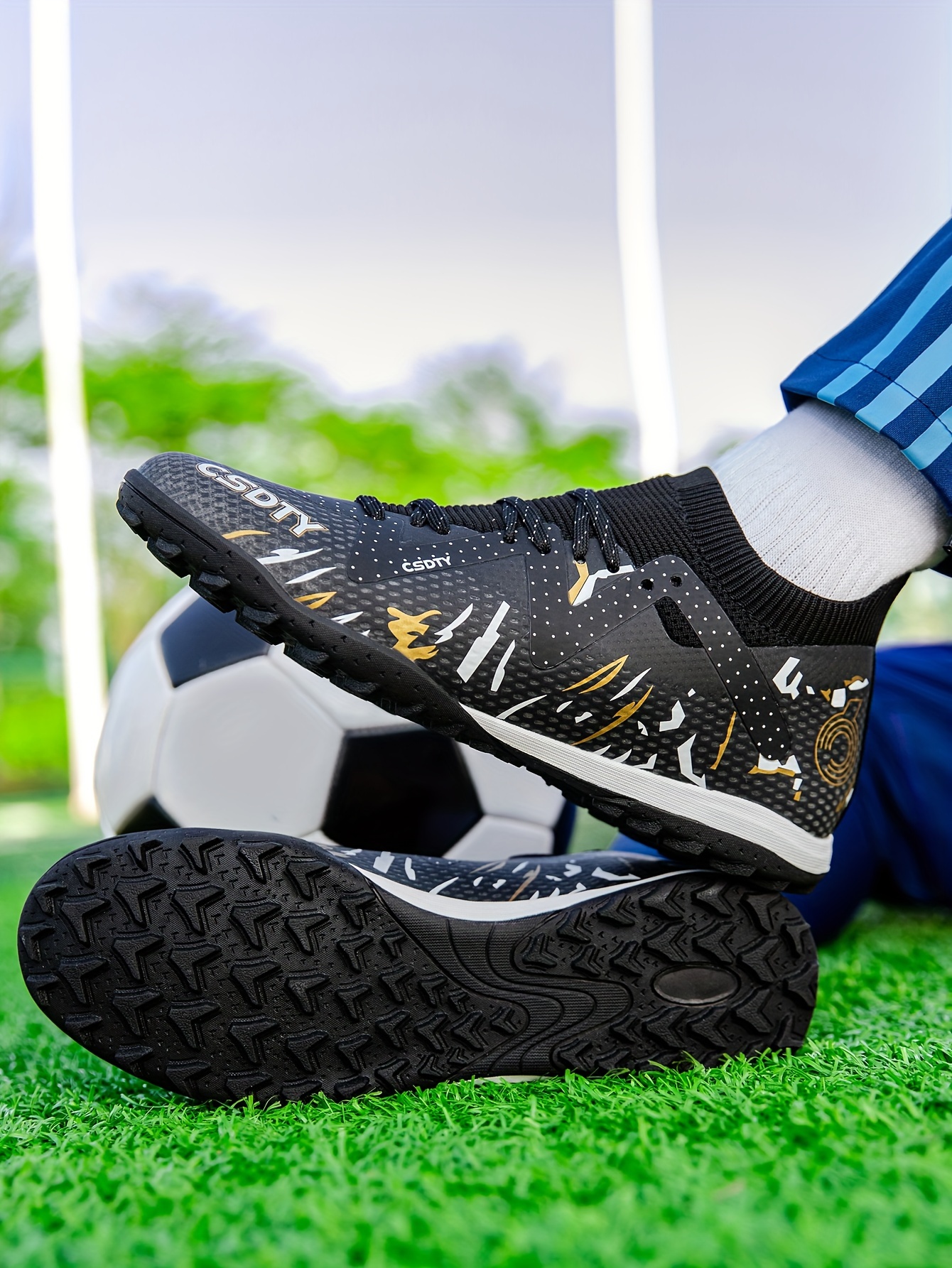 Women s Professional Football Shoes Training Shoes, Low-top Sports Shoes. Anti-slip And Wear-resistant TF Outdoor Sports Shoes. Special Wear-resistant Shoe Tide details 11